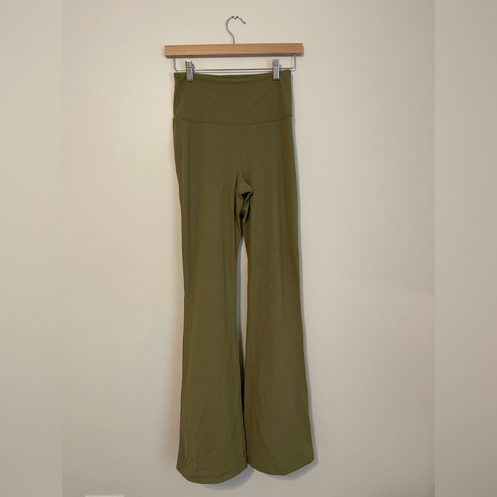 Lululemon Groove Nulu High-Rise Flared Pant Regular